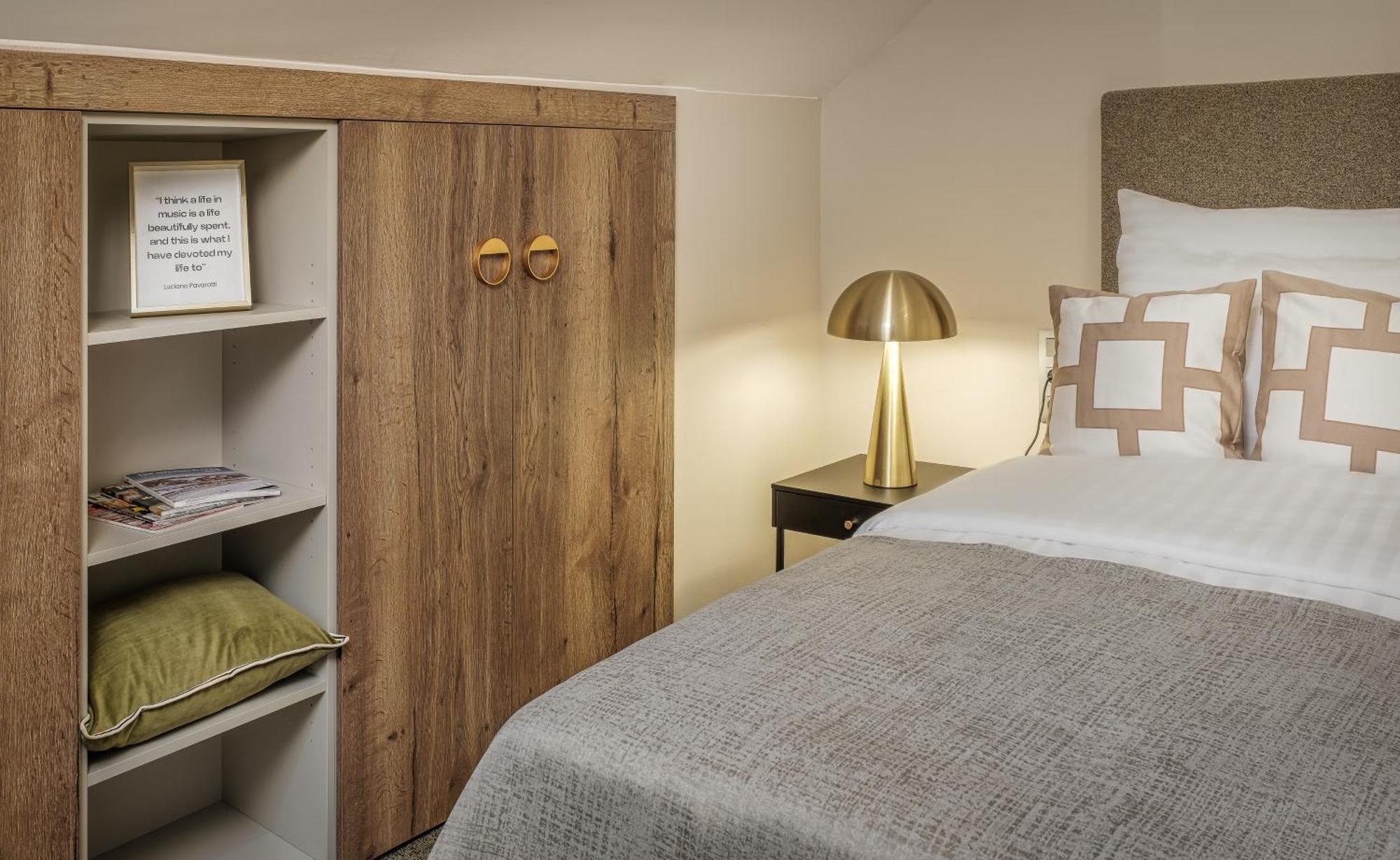 Hotel Maestro By Adrez Prague Room photo